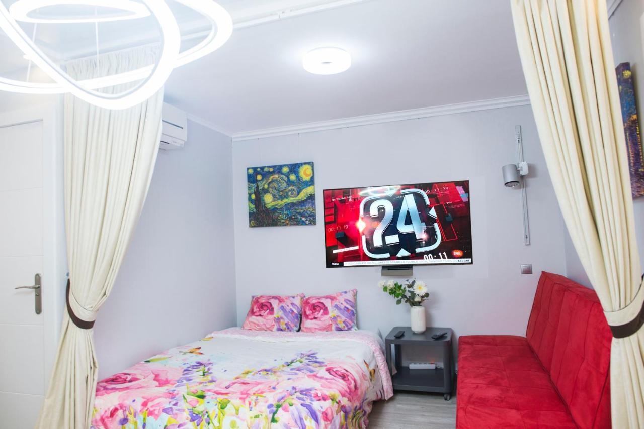 Camp Nou, Europa Fira - Modern Two-Bedroom Apartment With Heating L’Hospitalet de Llobregat Exterior foto