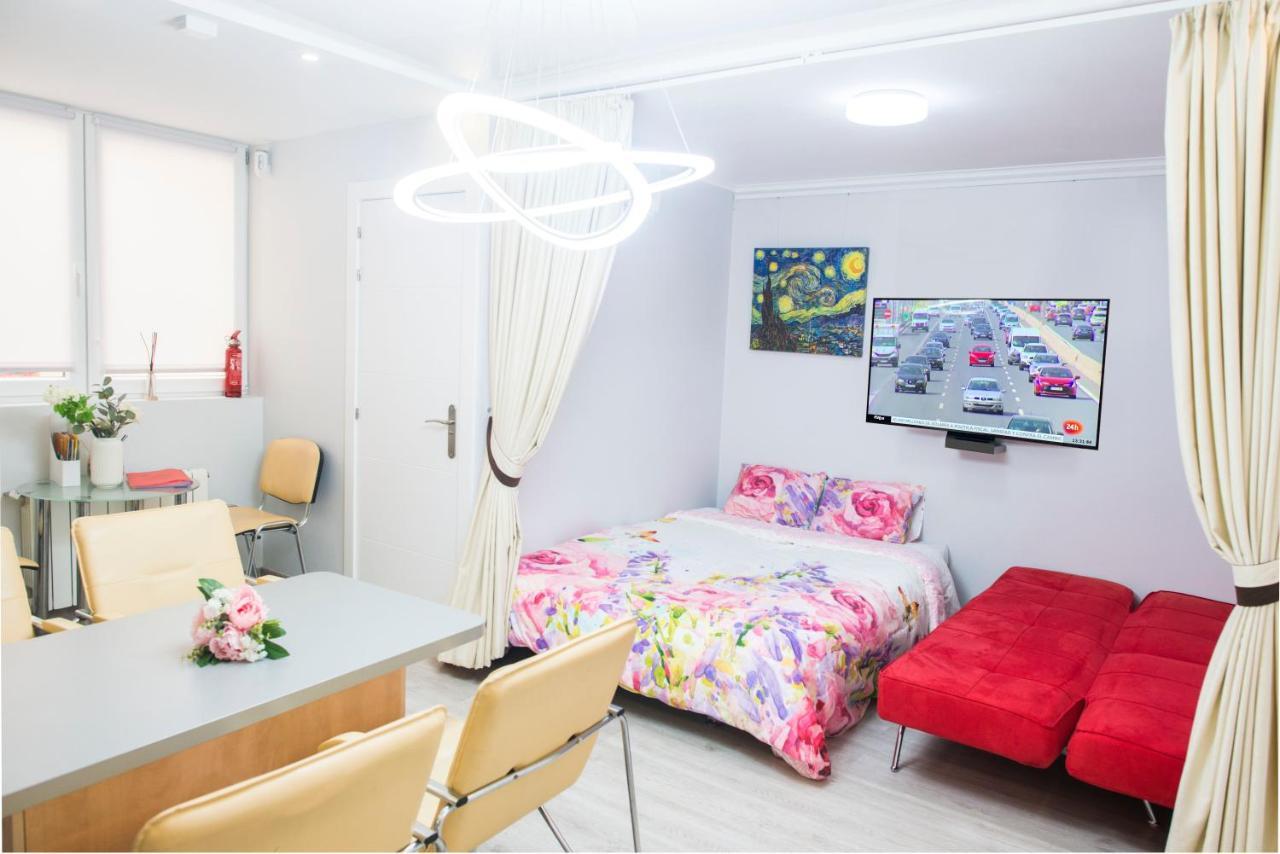 Camp Nou, Europa Fira - Modern Two-Bedroom Apartment With Heating L’Hospitalet de Llobregat Exterior foto