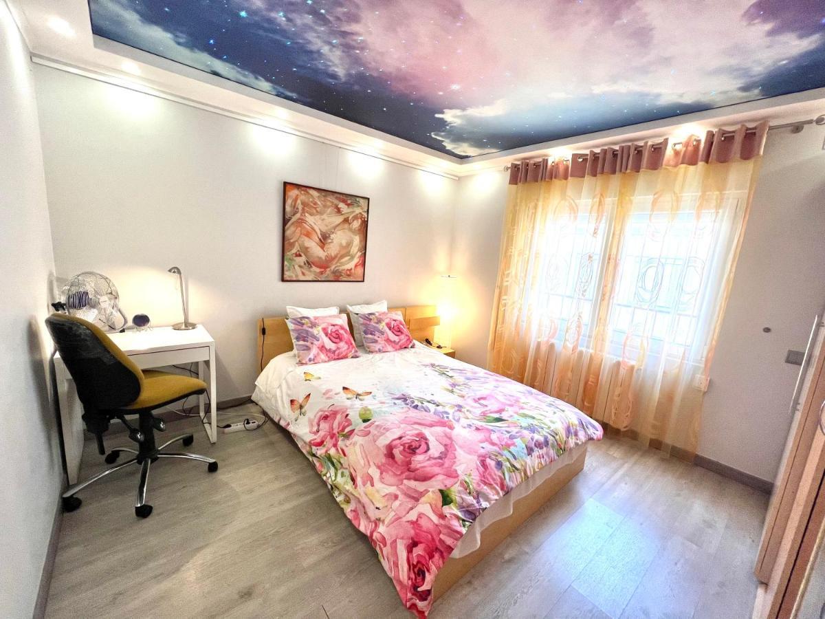 Camp Nou, Europa Fira - Modern Two-Bedroom Apartment With Heating L’Hospitalet de Llobregat Exterior foto