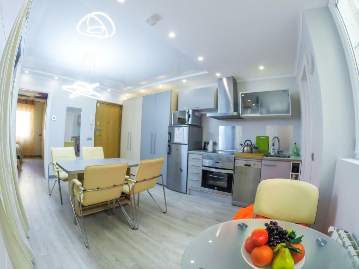 Camp Nou, Europa Fira - Modern Two-Bedroom Apartment With Heating L’Hospitalet de Llobregat Exterior foto